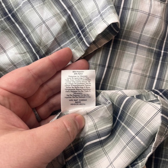 Eddie Bauer Mens XL Green Plaid Short Sleeve Hiking Fishing Button Down Shirt - Picture 4 of 8